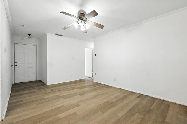 3528 Silverhill Drive, Dallas, TX 75241