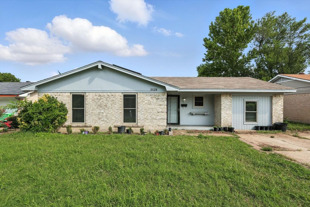 3528 Silverhill Drive, Dallas, TX 75241