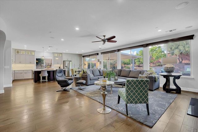 12445 Kibbie Lake Way, Rancho Cordova, CA 95742