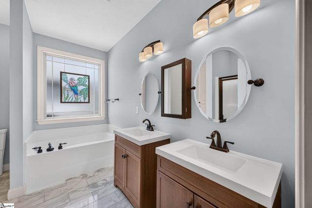 26 Dolerite Drive, Taylors, SC 29687