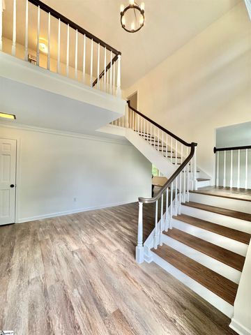 102 Buckingham Court, Easley, SC 29640