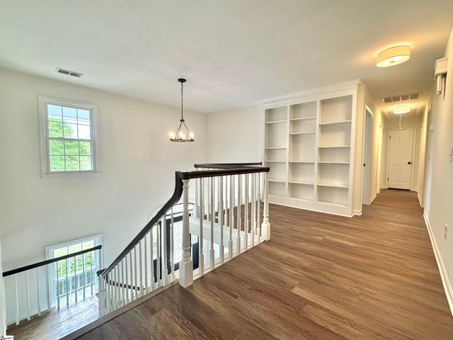 102 Buckingham Court, Easley, SC 29640