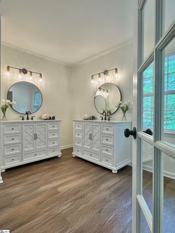 102 Buckingham Court, Easley, SC 29640