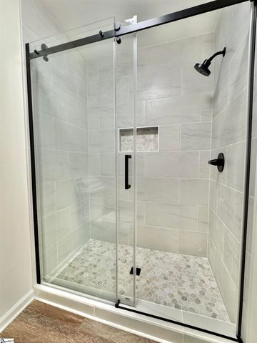102 Buckingham Court, Easley, SC 29640