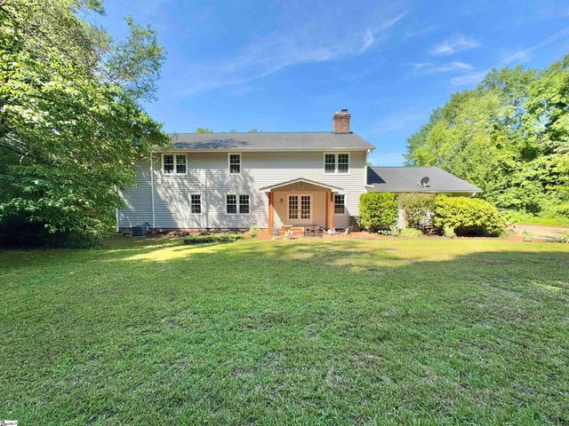 102 Buckingham Court, Easley, SC 29640