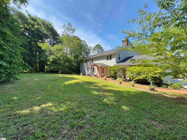 102 Buckingham Court, Easley, SC 29640