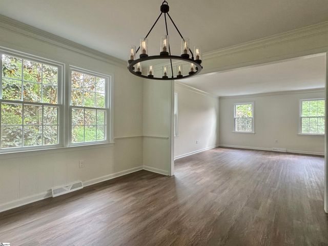 102 Buckingham Court, Easley, SC 29640
