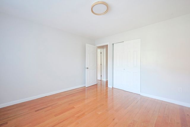 32 Whites E212, Watertown, MA 02472