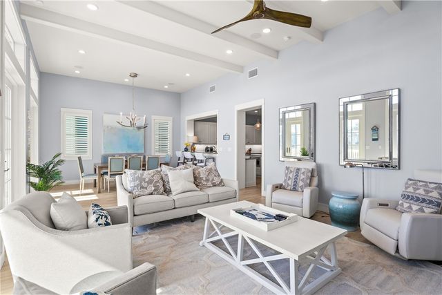 648 Kings Crown, Port Aransas, TX 78373