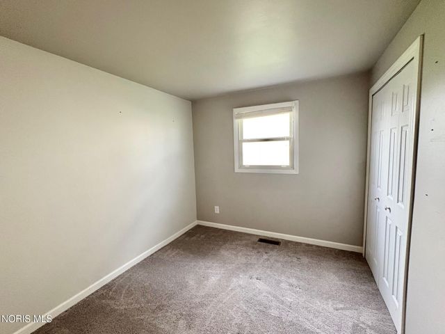 1624 Palmer Drive, Defiance, OH 43512