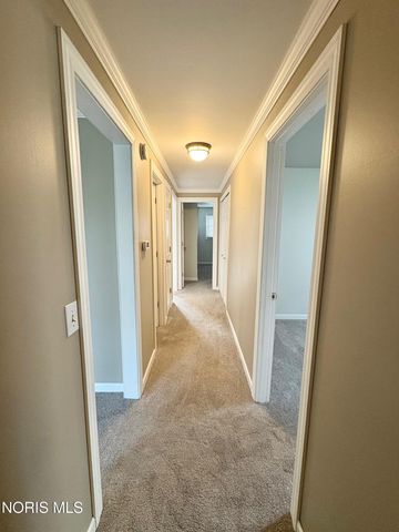 1624 Palmer Drive, Defiance, OH 43512