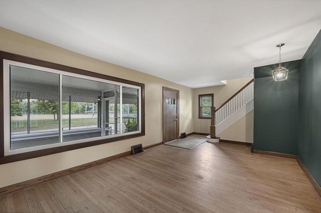 7103 18th AVENUE, Kenosha, WI 53143