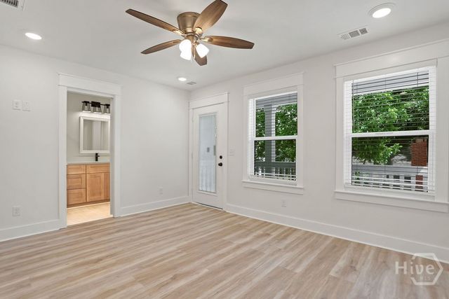 1005 E 35th Street, Savannah, GA 31401