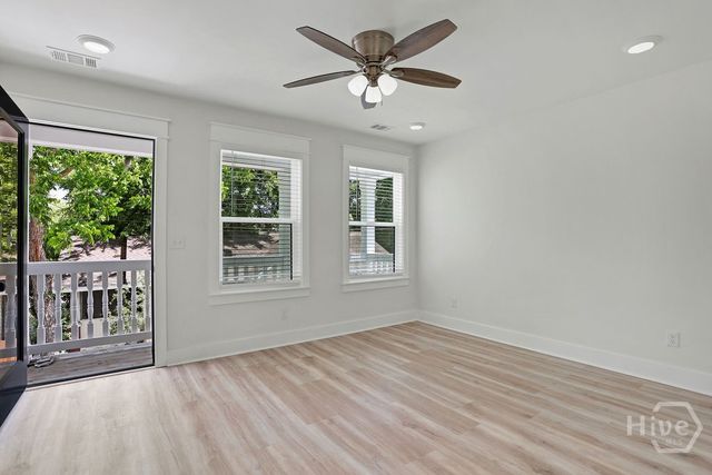 1005 E 35th Street, Savannah, GA 31401