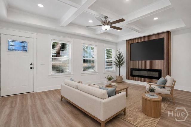 1005 E 35th Street, Savannah, GA 31401