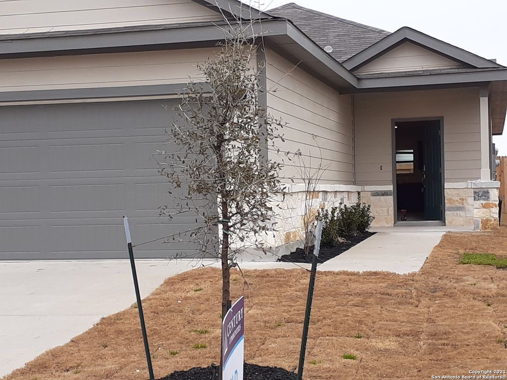 2549 SMOKEY COVE, Seguin, TX 78155