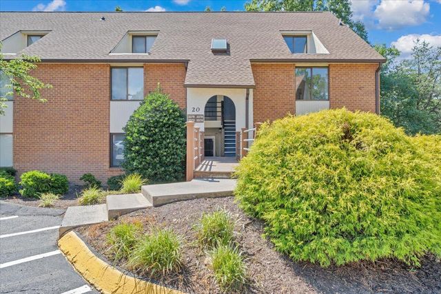 3372 Forest CT, Roanoke, VA 24018