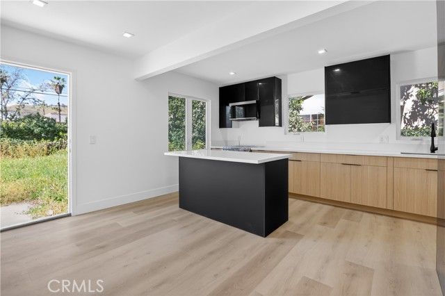 2485 Kellogg Park, Pomona, CA 91768