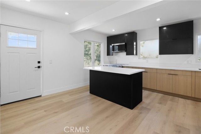 2485 Kellogg Park, Pomona, CA 91768