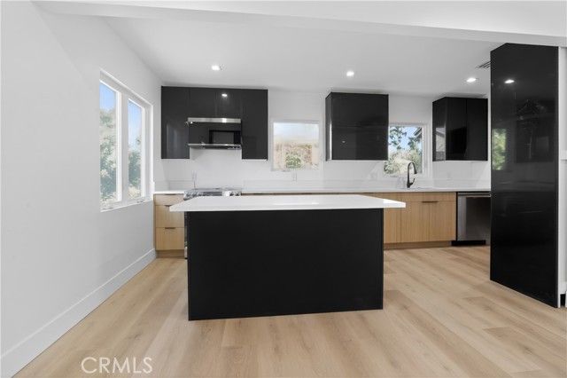 2485 Kellogg Park, Pomona, CA 91768