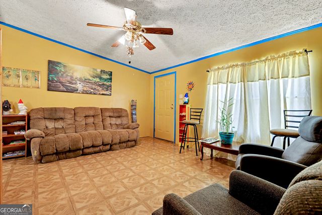 384 Colwell Road, Jackson, GA 30233