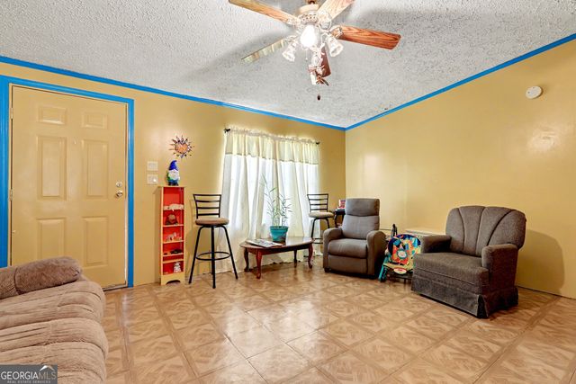 384 Colwell Road, Jackson, GA 30233