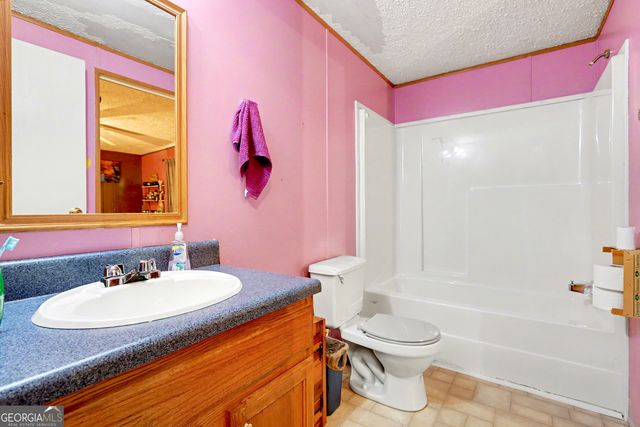 384 Colwell Road, Jackson, GA 30233