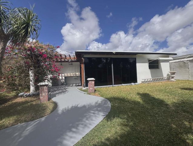 4212 NW 47th Street, Tamarac, FL 33319