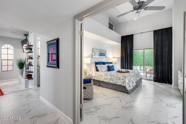 10593 E FANFOL Lane, Scottsdale, AZ 85258