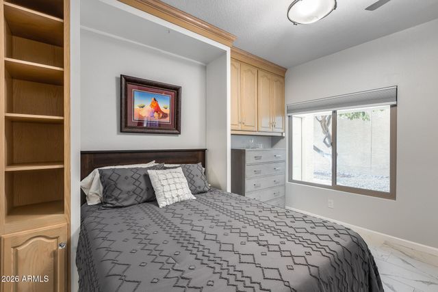 10593 E FANFOL Lane, Scottsdale, AZ 85258