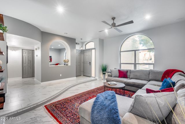 10593 E FANFOL Lane, Scottsdale, AZ 85258