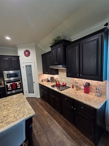 7802 Bella Way, Arlington, TX 76001