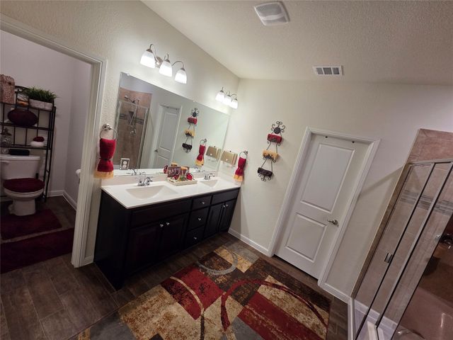 7802 Bella Way, Arlington, TX 76001