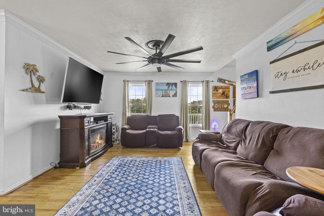 253 SYLVAN SPRINGS DR, Clear Brook, VA 22624