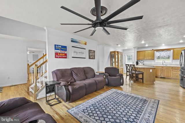 253 SYLVAN SPRINGS DR, Clear Brook, VA 22624