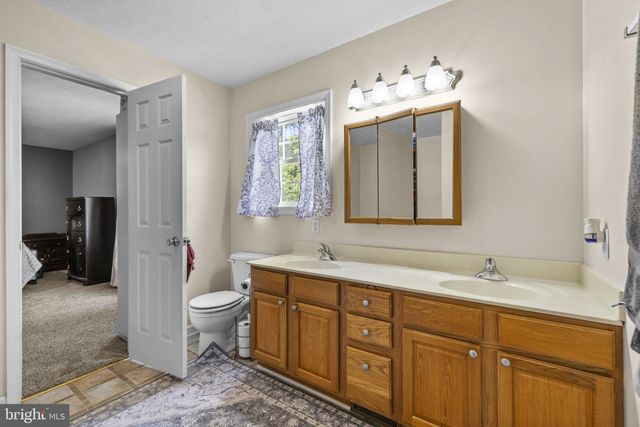 253 SYLVAN SPRINGS DR, Clear Brook, VA 22624