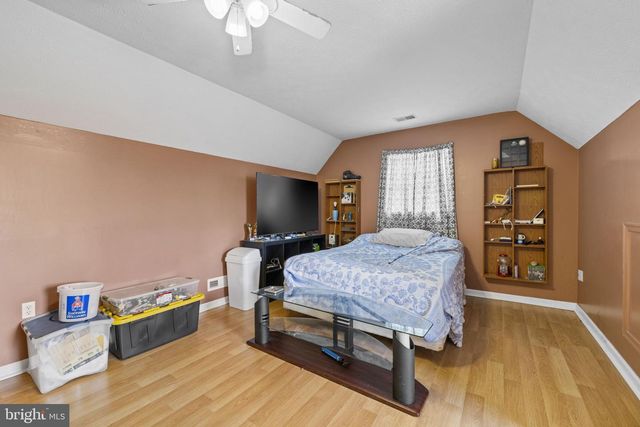 253 SYLVAN SPRINGS DR, Clear Brook, VA 22624