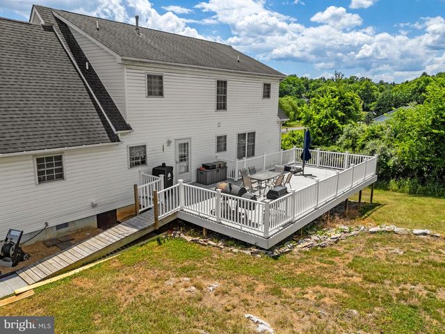 253 SYLVAN SPRINGS DR, Clear Brook, VA 22624