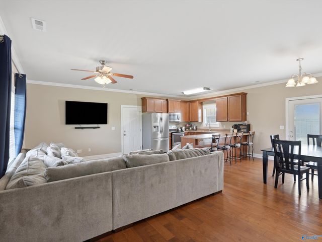 1078 Murphy Hill Road, Toney, AL 35773