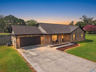 1078 Murphy Hill Road, Toney, AL 35773