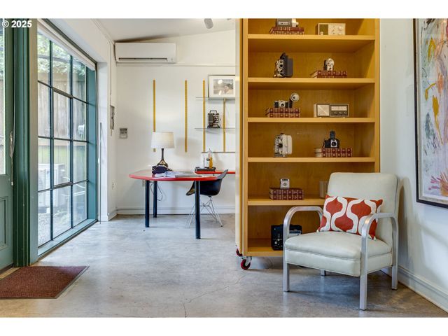 1825 Se 7TH Ave, Portland, OR 97214