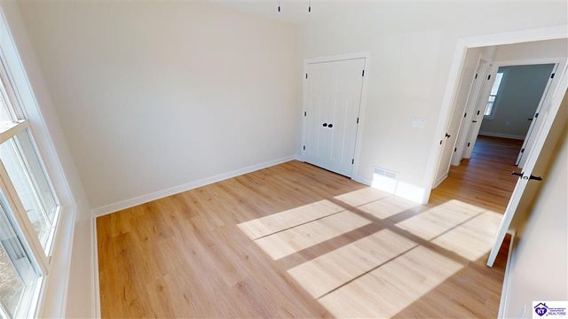 105 Pikes Peak Place, Elizabethtown, KY 42701