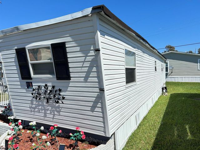 1325 S 33 Road, Hollywood, FL 33021