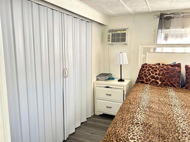 1325 S 33 Road, Hollywood, FL 33021