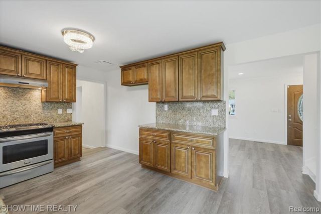 29255 Utley Road, Farmington Hills, MI 48334