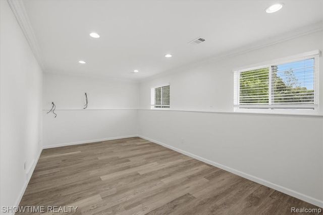 29255 Utley Road, Farmington Hills, MI 48334