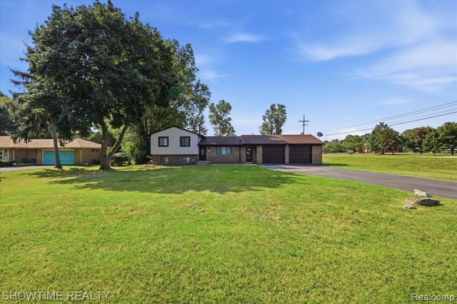 29255 Utley Road, Farmington Hills, MI 48334