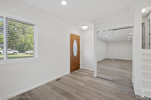 29255 Utley Road, Farmington Hills, MI 48334