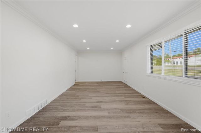 29255 Utley Road, Farmington Hills, MI 48334