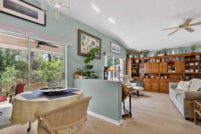 2005 GARDENIA LANDINGS LANE, Sun City Center, FL 33573